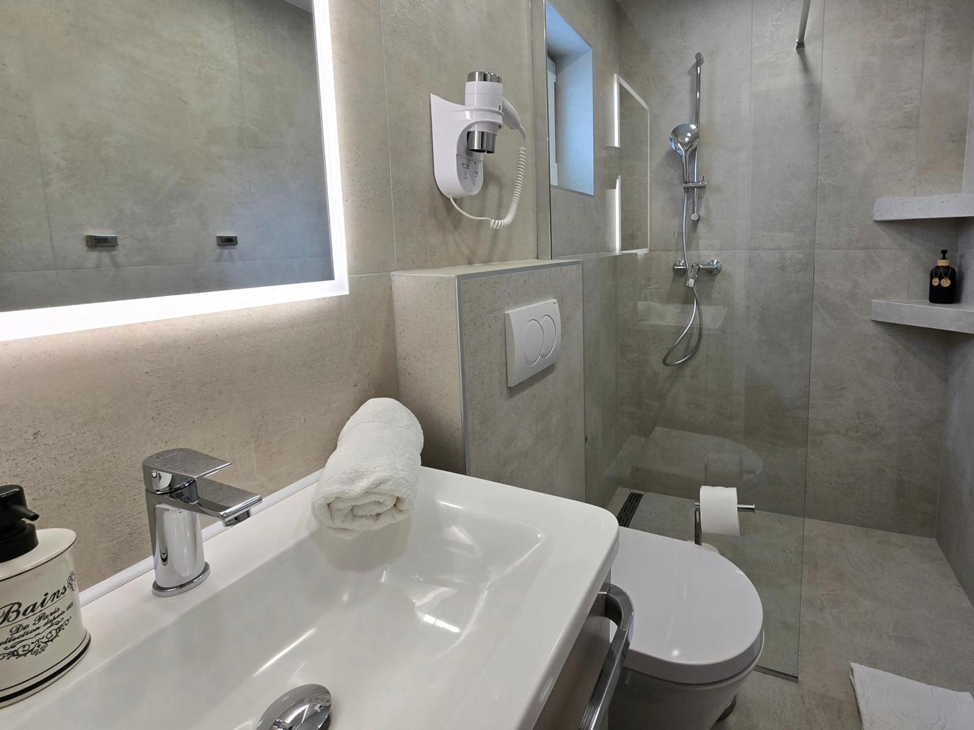 Apartments Goro Ποντστράνα Δωμάτιο φωτογραφία